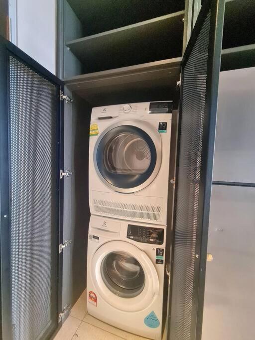 Luxury 2bedroom Near Midvalley - Millerz Square Pangsapuri